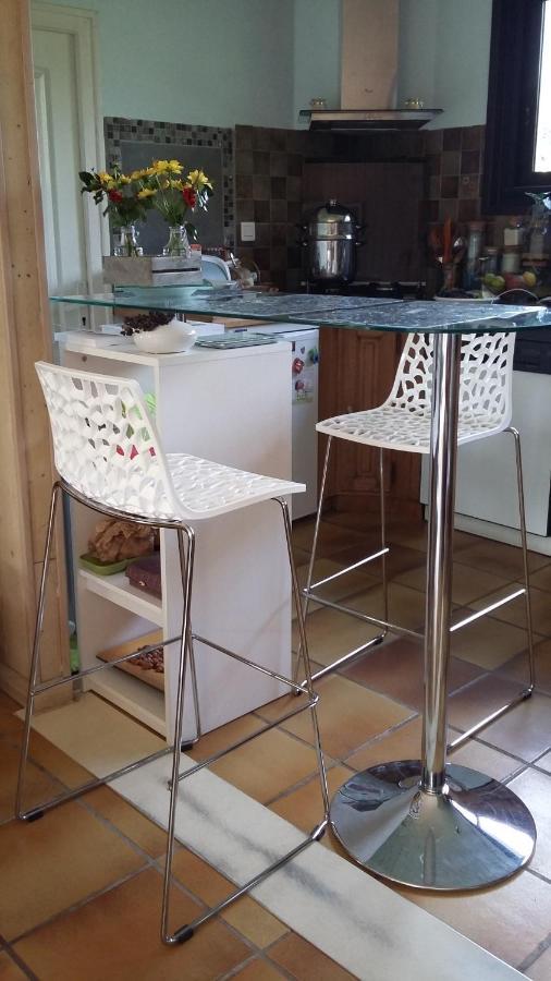 A Clair Matin Appartement Estang Buitenkant foto